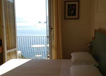 Belvedere Hotel 3*